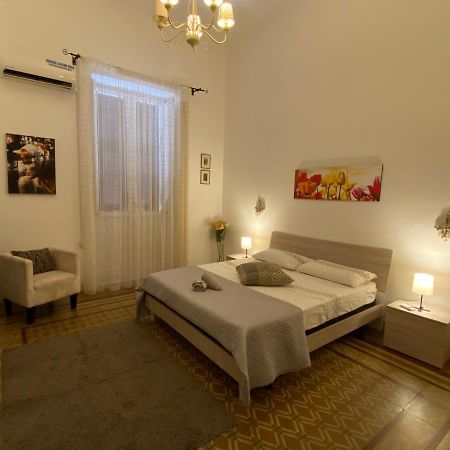 Appartamento Via Nitti Таранто Экстерьер фото