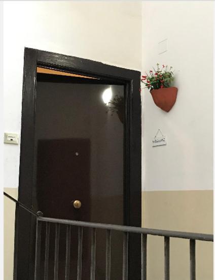 Appartamento Via Nitti Таранто Экстерьер фото